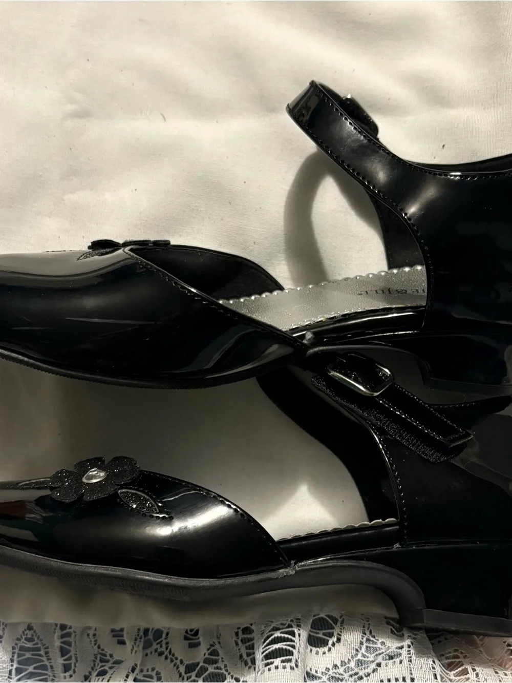 Girls' Black Patent Mary Jane Dress Shoes with Floral Accent
